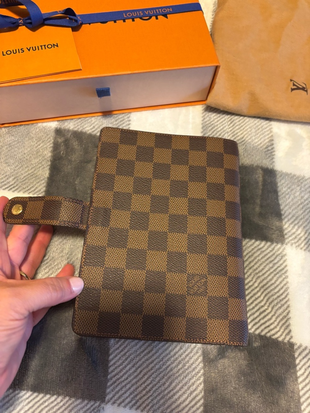 Louis Vuitton Damier Ebene Brown and Dark Brown Home Office Planner Size Medium - Picture 6 of 8